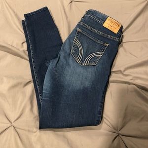 Hollister Super Skinny Jeans